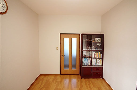 暗い部屋から明るい部屋に!築40年戸建ての内装リフォームの写真(神奈川県海老名市)